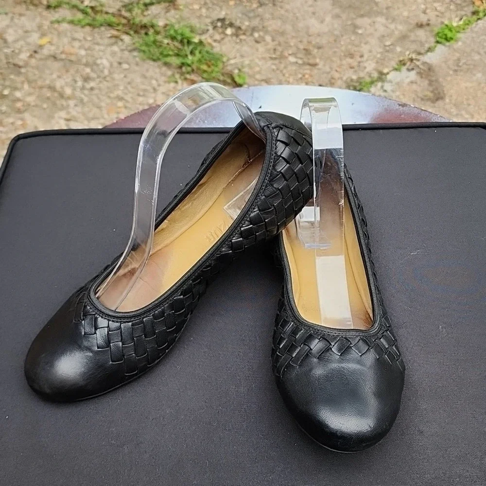 ROBERT ZUR LEATHER WOVEN CUTE  FLATS SIZE 40 IN GUC - Picture 14 of 16